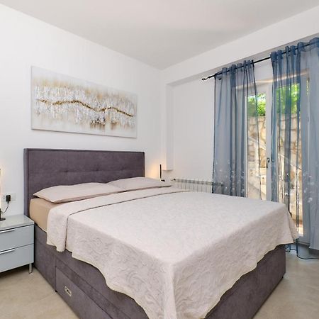 Leonida Apartment Mali Losinj Exterior photo
