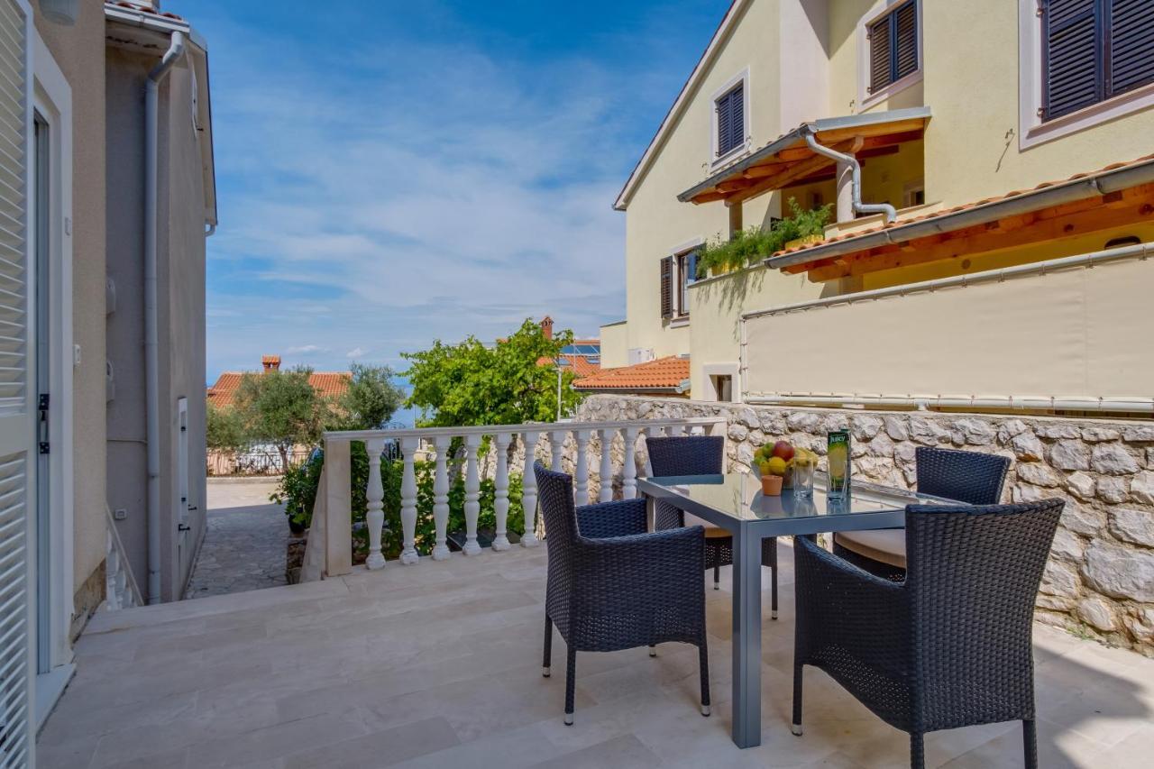 Leonida Apartment Mali Losinj Exterior photo