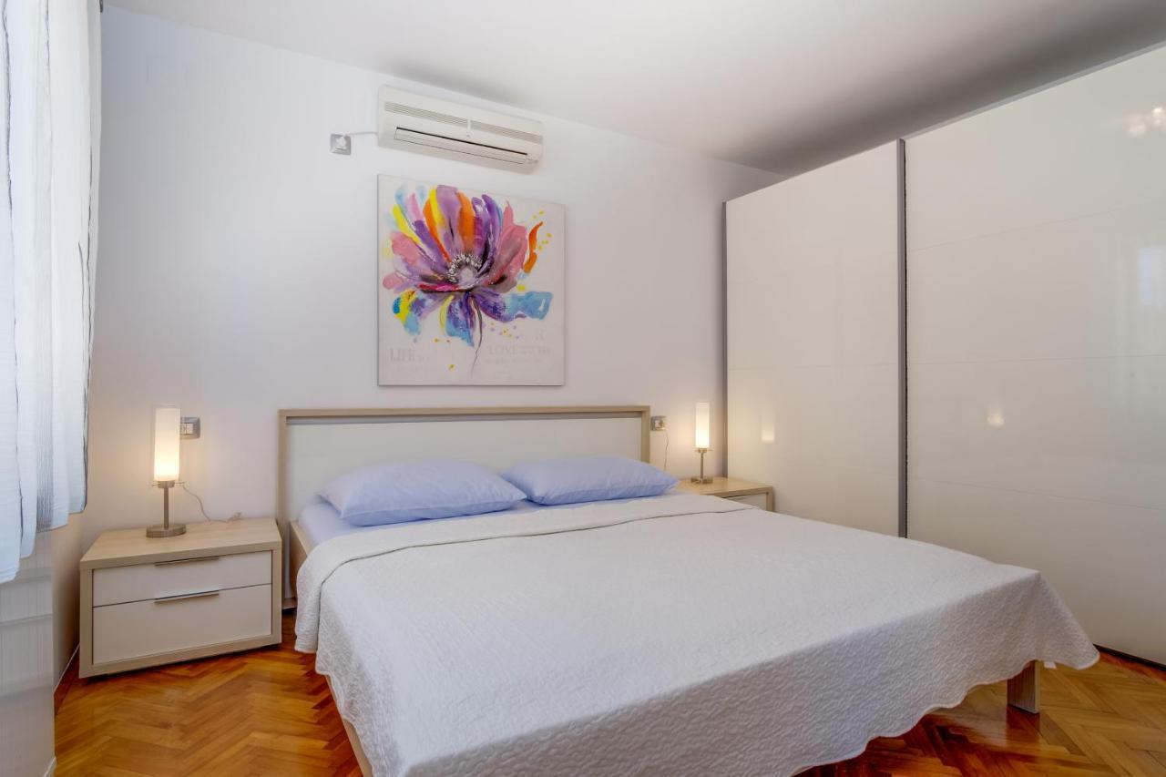 Leonida Apartment Mali Losinj Exterior photo