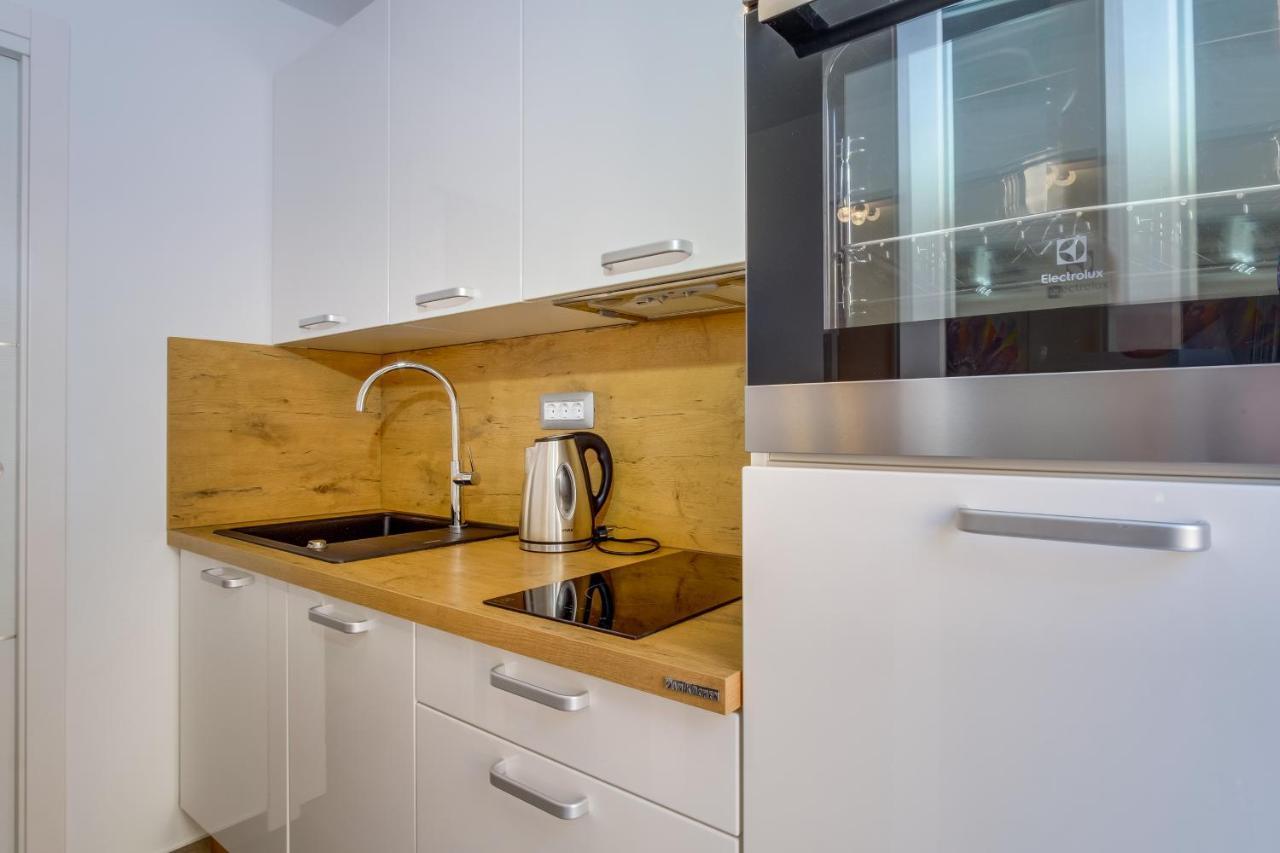 Leonida Apartment Mali Losinj Exterior photo