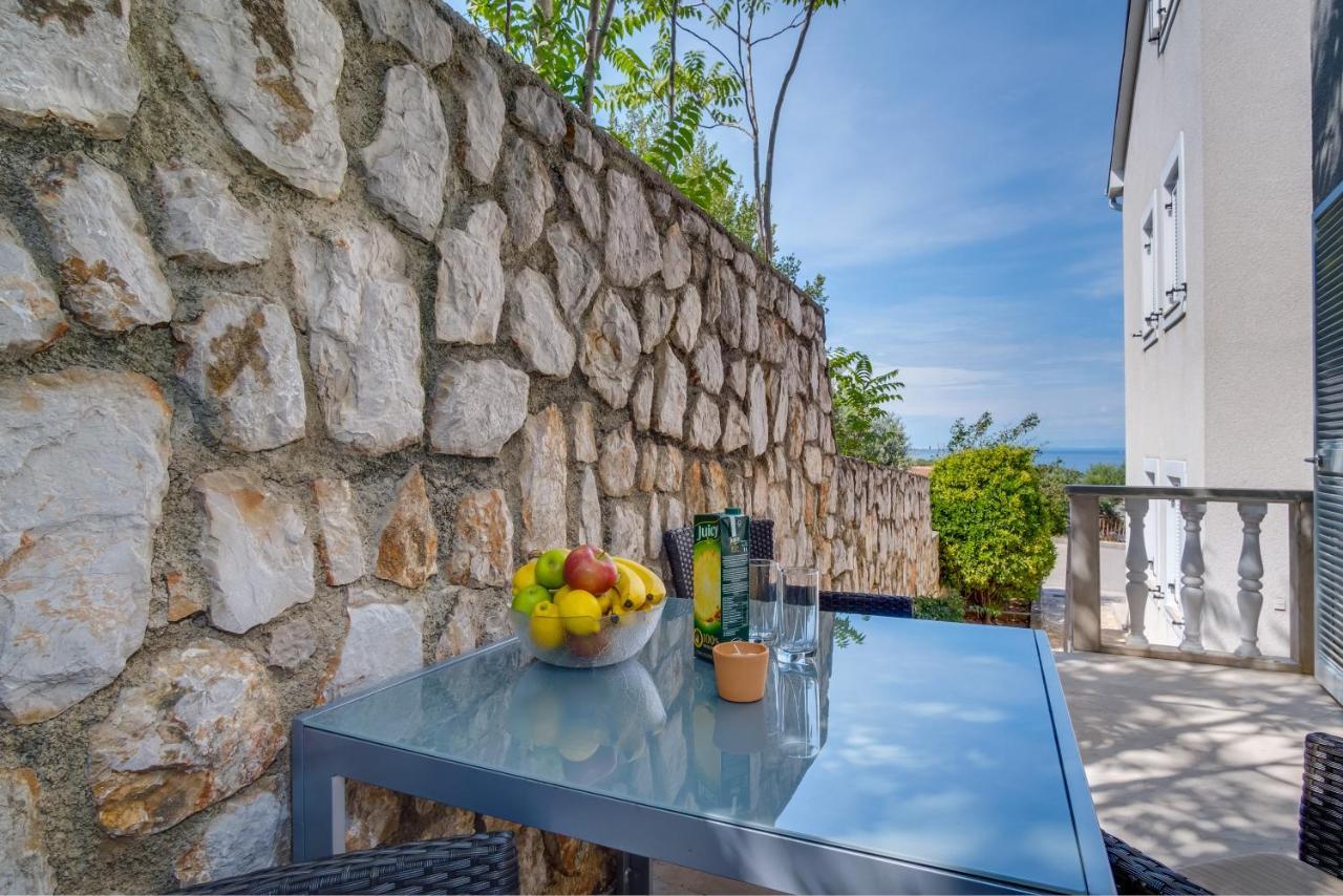 Leonida Apartment Mali Losinj Exterior photo