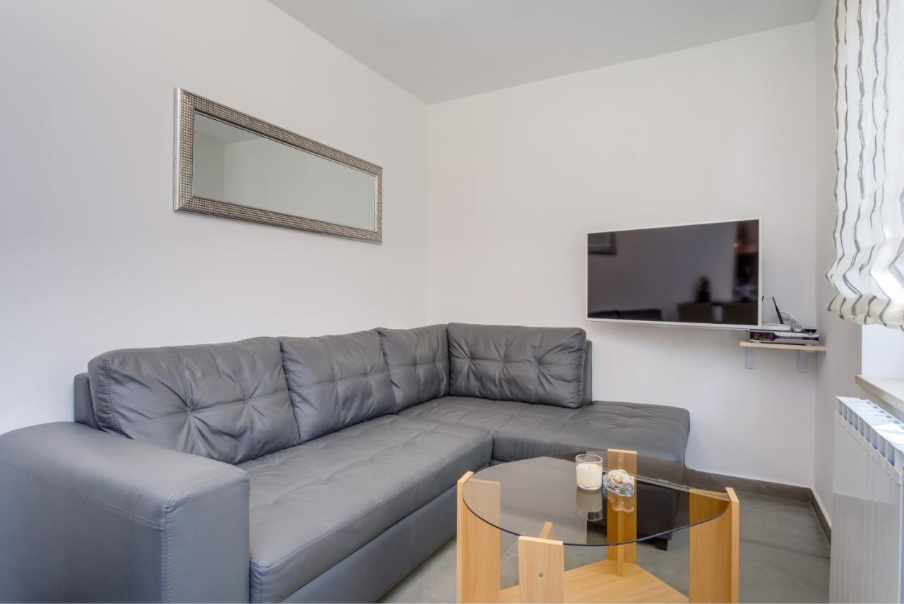 Leonida Apartment Mali Losinj Exterior photo
