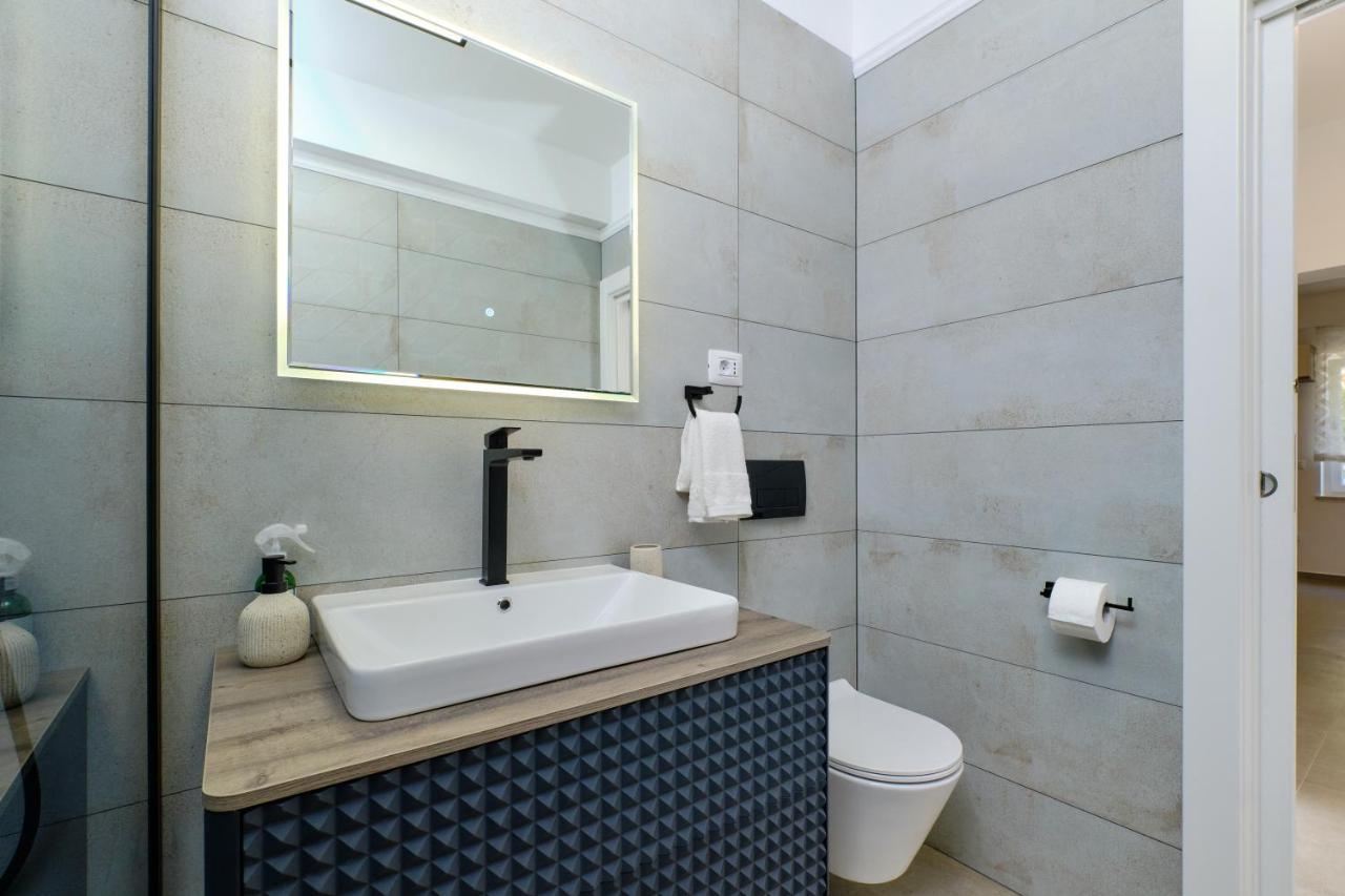 Leonida Apartment Mali Losinj Exterior photo